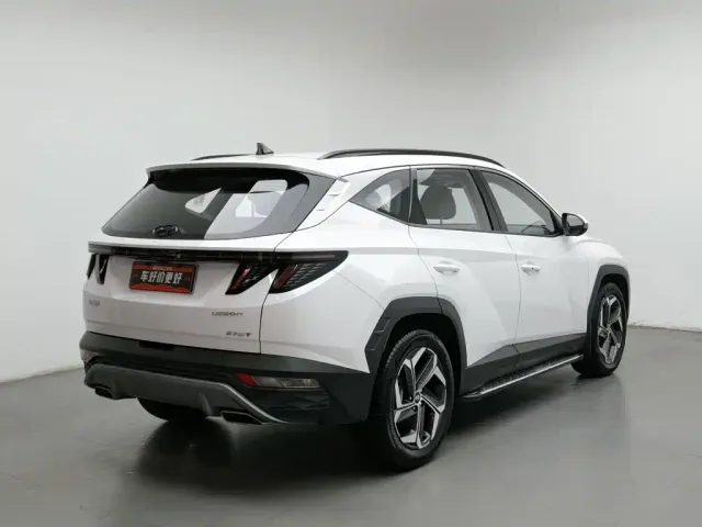 Hyundai Tucson — Фото автомобиля 2