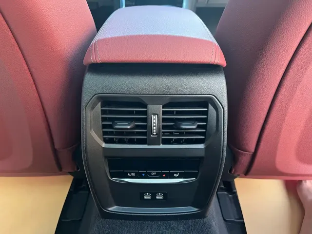 BMW i3 — Фото автомобиля 16