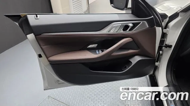 BMW 4 Series G22 — Фото автомобиля 13