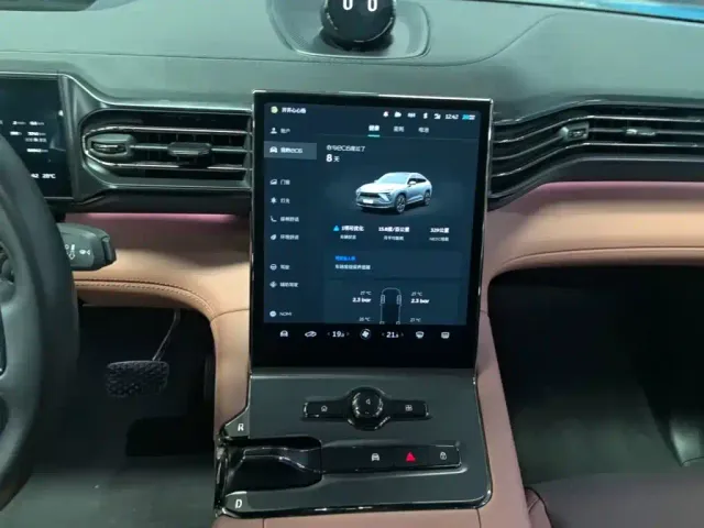 Nio EC6 — Фото автомобиля 12