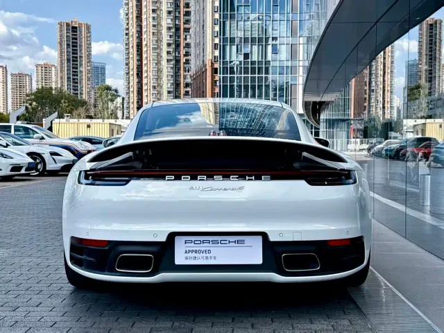 Porsche 911 — Фото автомобиля 5