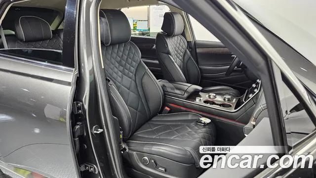 Genesis GV80 — Фото автомобиля 18