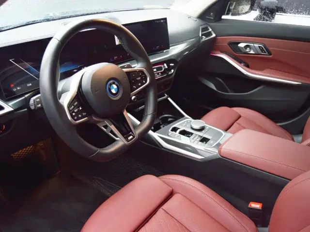BMW i3 — Фото автомобиля 6