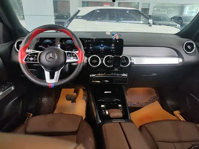 Mercedes-Benz GLB-Class — Фото автомобиля 9