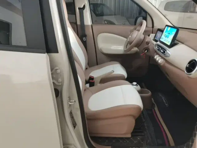 Wuling Hongguang Mini EV — Фото автомобиля 24