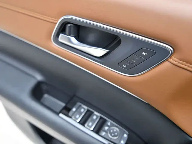 Nissan Terra — Фото автомобиля 24