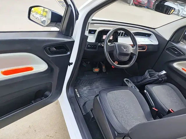 Wuling Hongguang Mini EV — Фото автомобиля 15