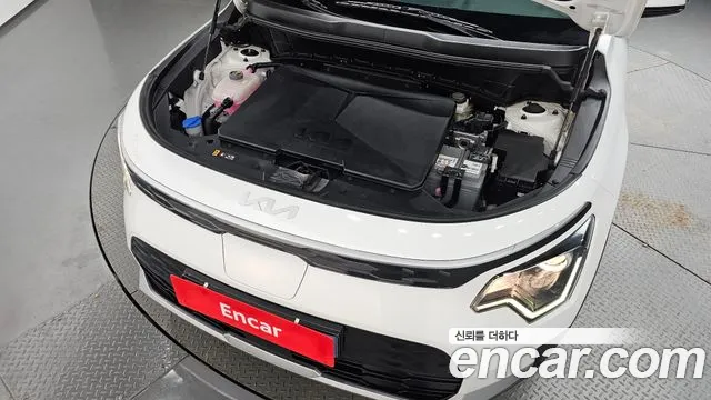 Kia Niro — Фото автомобиля 6