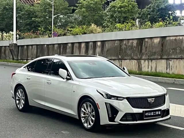 Cadillac CT5 — Фото автомобиля 2