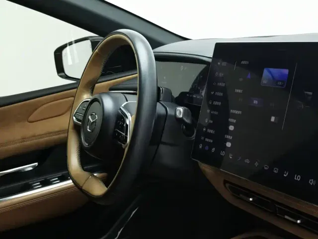 Mazda EZ-6 — Фото автомобиля 22