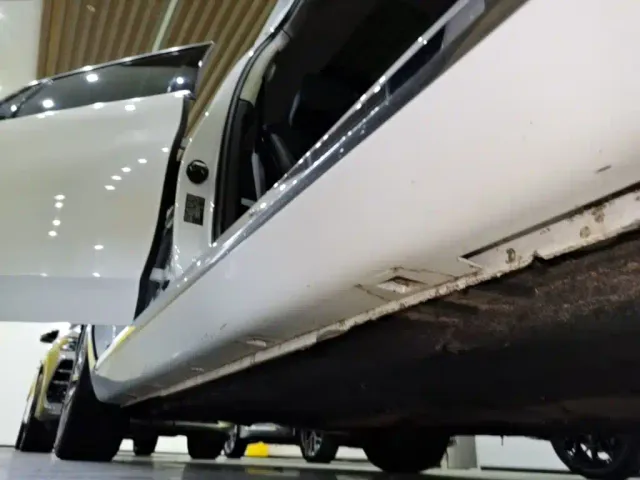 Hongqi H5 — Фото автомобиля 20