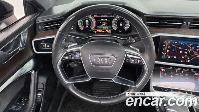 Audi A7 4K — Фото автомобиля 18
