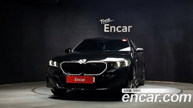 BMW 5-Series 5 серия (G60) 530i xDrive M Sport Pro Special Edition — Фото автомобиля 3