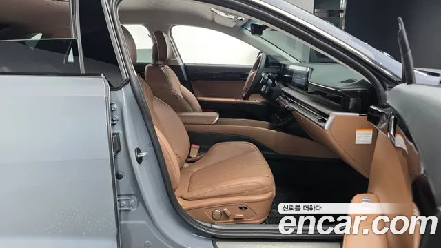 Hyundai Grandeur GN7 — Фото автомобиля 16