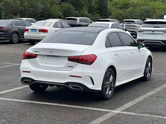 Mercedes-Benz A-Class — Фото автомобиля 4