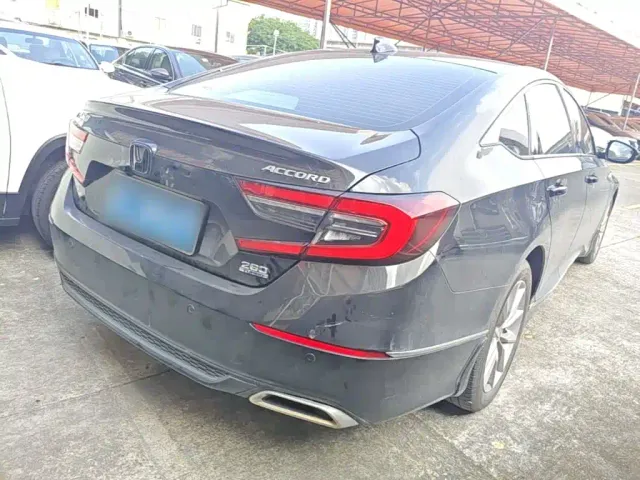 Honda Accord — Фото автомобиля 6