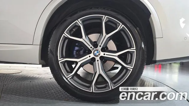BMW X5 — Фото автомобиля 14