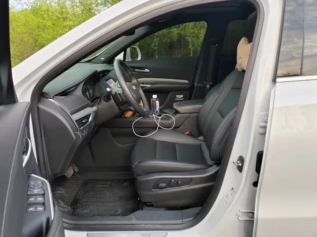 Cadillac XT4 — Фото автомобиля 4
