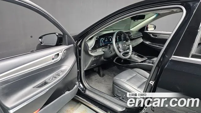 Hyundai Grandeur (New) Hybrid — Фото автомобиля 10