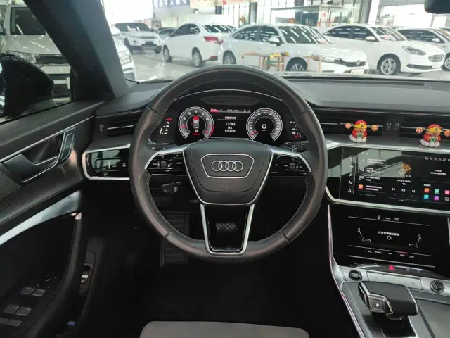 Audi A6L — Фото автомобиля 6