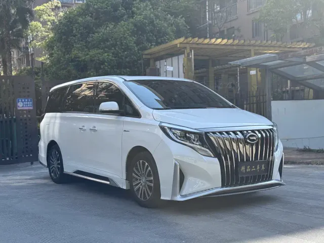 GAC Trumpchi M8 — Фото автомобиля 3
