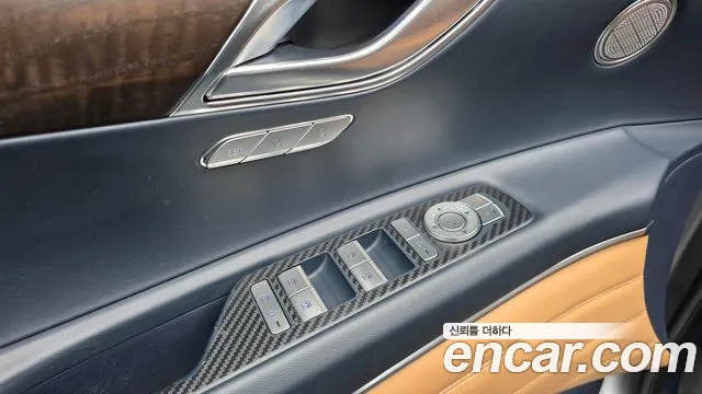 Genesis GV80 — Фото автомобиля 27