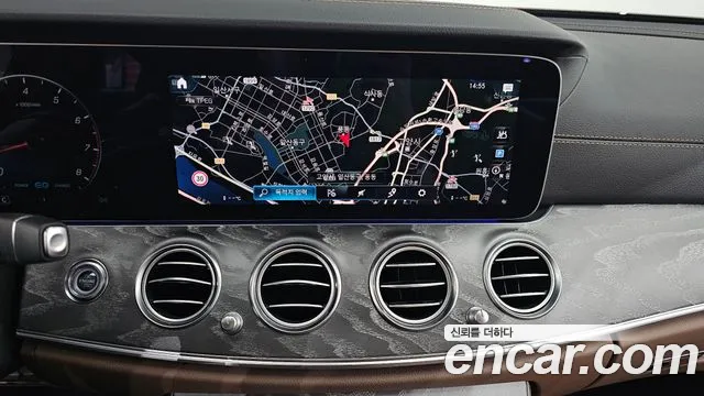 Mercedes-Benz E-Class W213 — Фото автомобиля 20