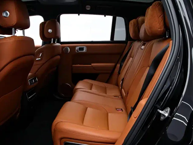 Li Auto L7 — Фото автомобиля 15