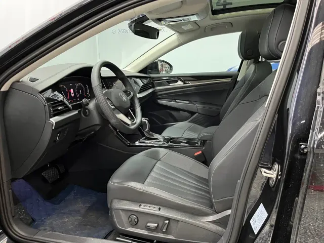 Volkswagen Passat — Фото автомобиля 7