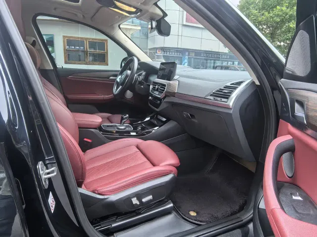 BMW X3 — Фото автомобиля 6