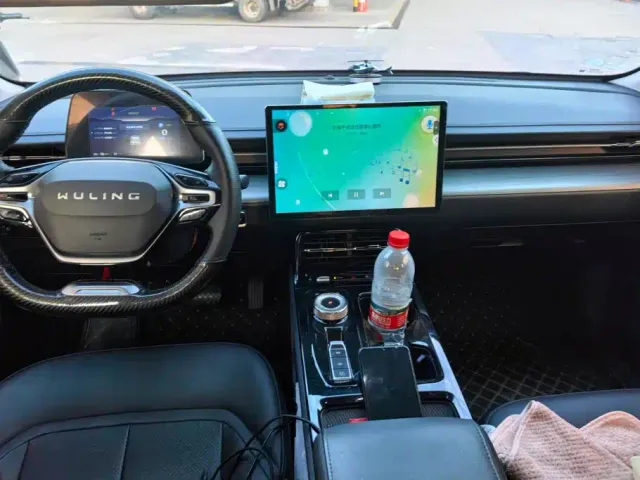 Wuling Starlight — Фото автомобиля 12