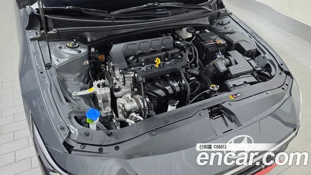 Hyundai Avante CN7 — Фото автомобиля 6