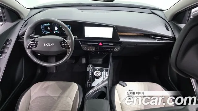Kia Niro The All New — Фото автомобиля 10