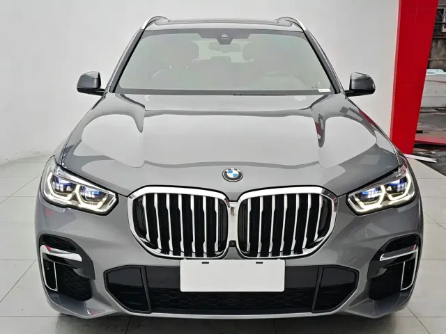 BMW X5 — Фото автомобиля 2