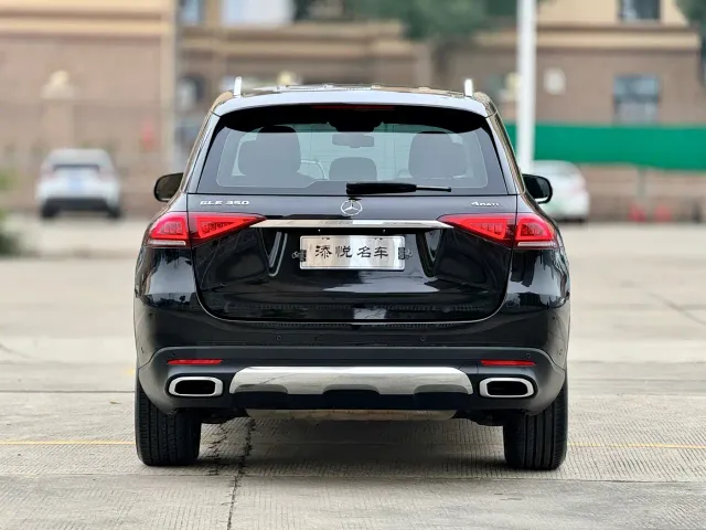 Mercedes-Benz GLE-Class — Фото автомобиля 4