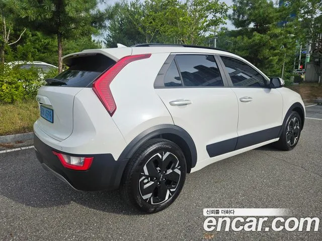 Kia Niro Niro (New) — Фото автомобиля 4