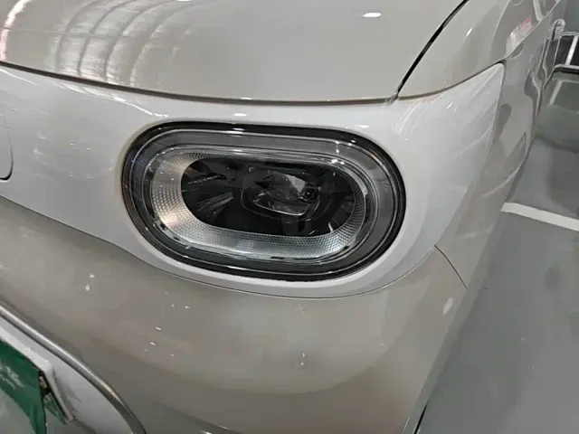 Wuling Hongguang Mini EV — Фото автомобиля 23