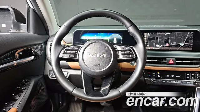Kia Seltos — Фото автомобиля 12
