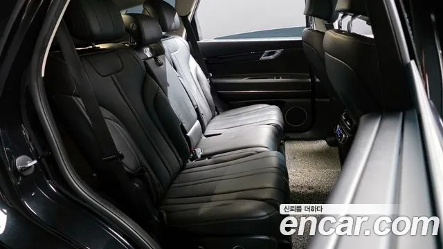 Genesis GV80 2.5T Бензин AWD — Фото автомобиля 11
