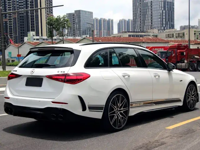 Mercedes-Benz C-Class AMG — Фото автомобиля 8