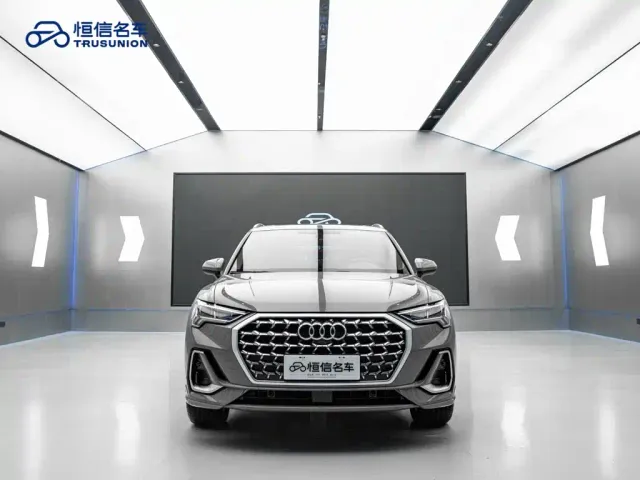 Audi Q3 — Фото автомобиля 2