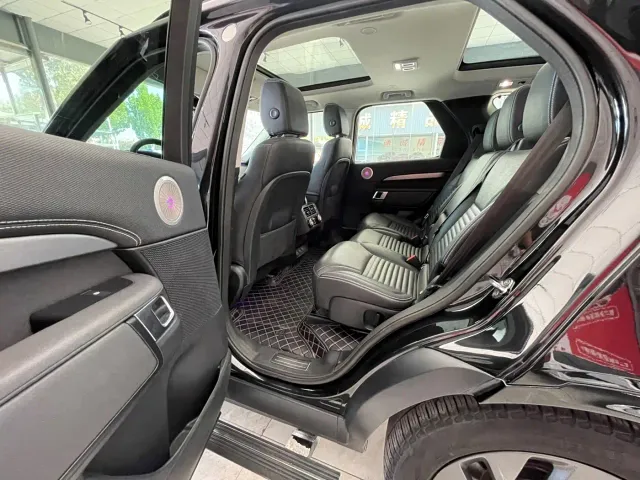 Land Rover Discovery — Фото автомобиля 5