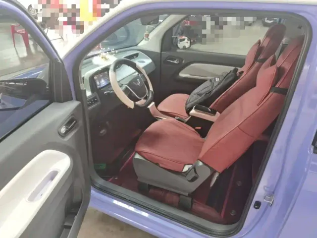 Wuling Hongguang Mini EV — Фото автомобиля 15