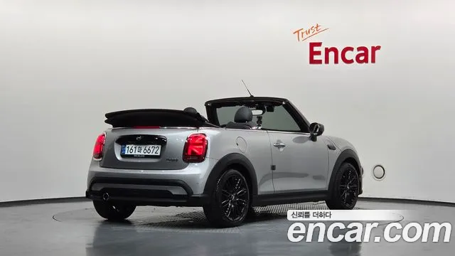 Mini Cooper Convertible — Фото автомобиля 2