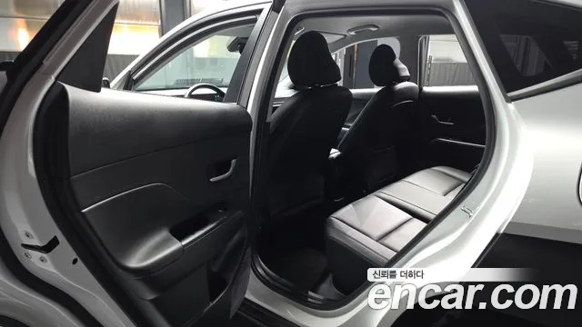 Hyundai Kona — Фото автомобиля 16