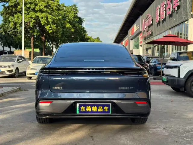 Geely Galaxy Xingyao 8 — Фото автомобиля 13