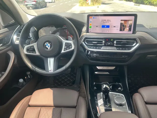 BMW X3 — Фото автомобиля 4