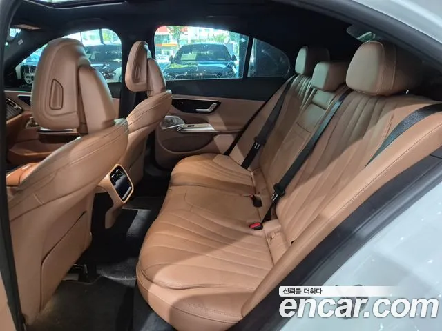 Mercedes-Benz E-Class W214 — Фото автомобиля 11