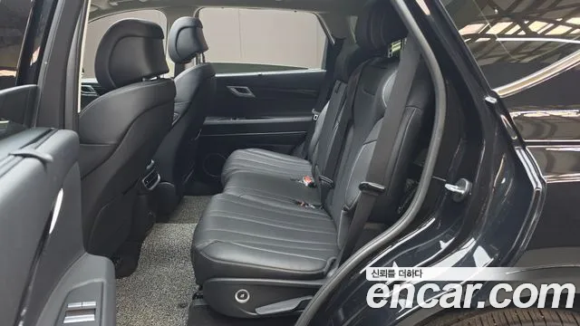 Genesis GV80 — Фото автомобиля 16