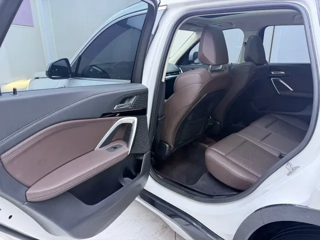 BMW X1 — Фото автомобиля 15
